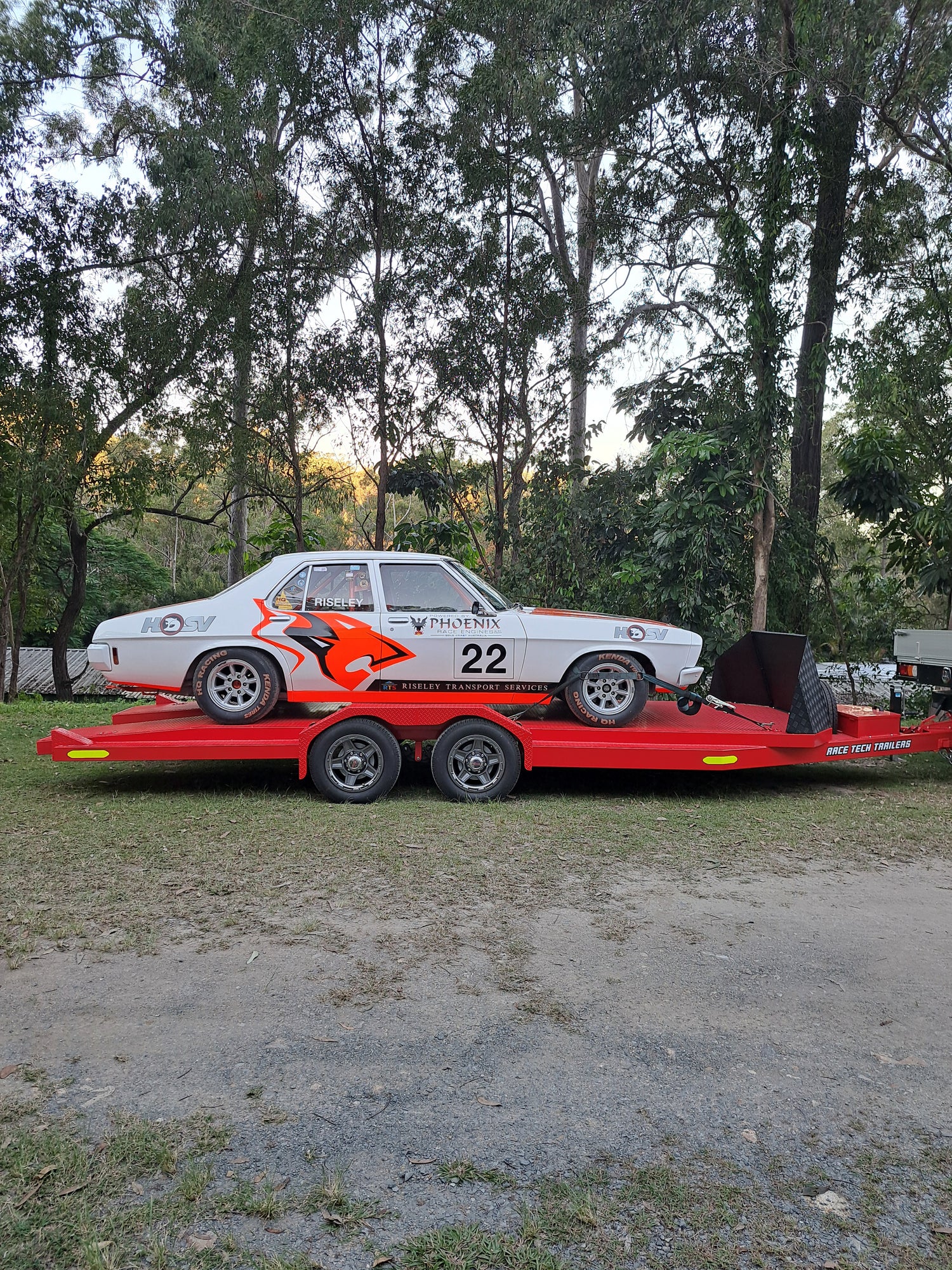 Side-view-race-trailer